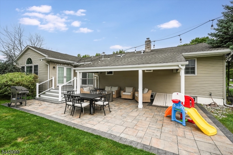 5 Harmer Ter Property Photo 26