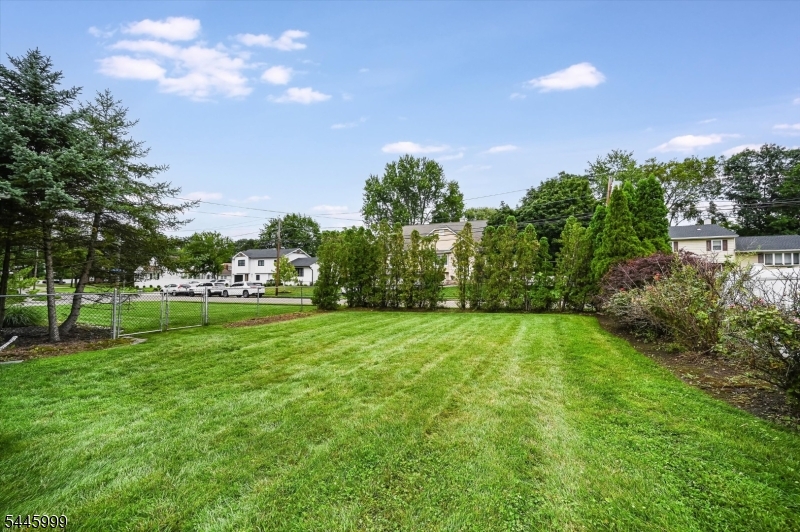 5 Harmer Ter Property Photo 29