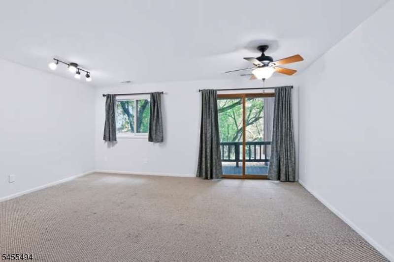 5 Brandywine Ct 3 Property Photo 9
