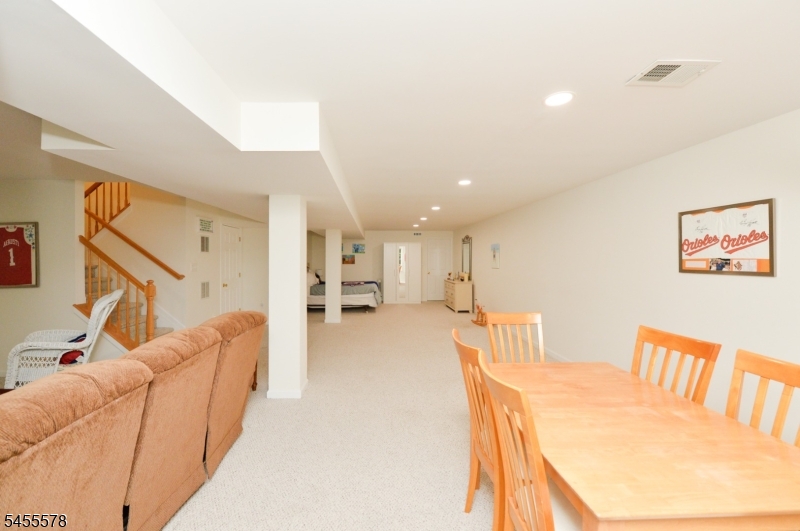 90 Summer Hill Rd 90 Property Photo 26