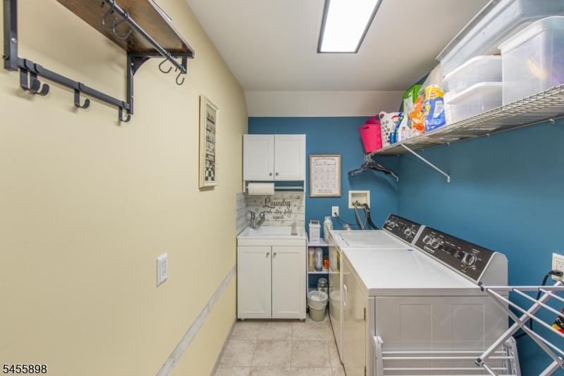 93 Coventry Way Property Photo 25
