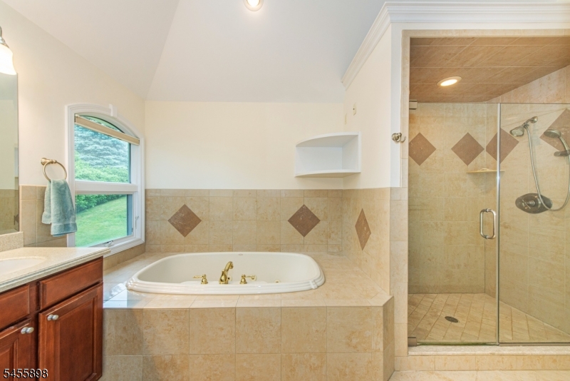 93 Coventry Way Property Photo 27