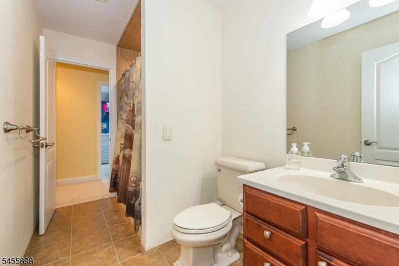 93 Coventry Way Property Photo 33
