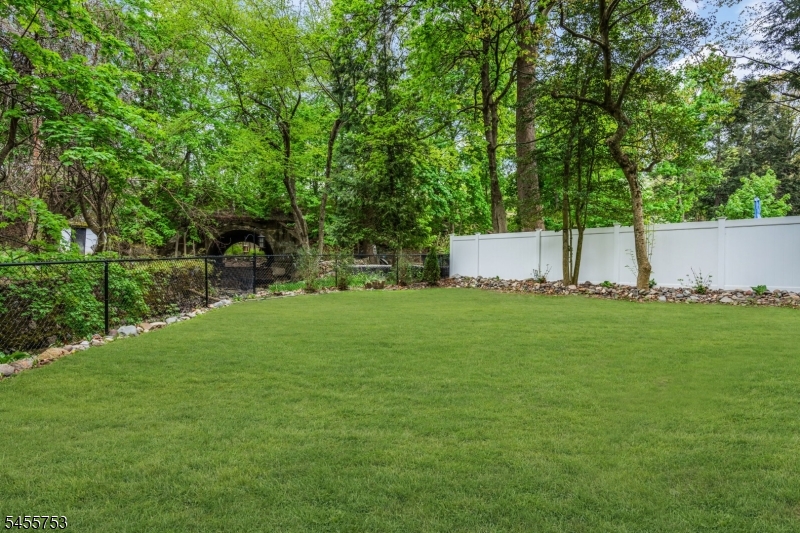 10 Passaic Ave Property Photo 33