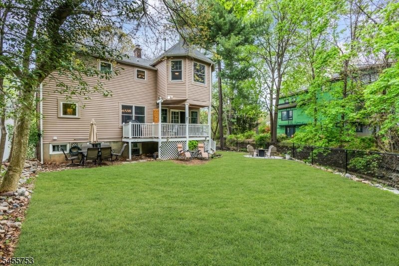 10 Passaic Ave Property Photo 35