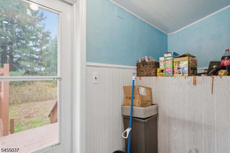 131 Crusher Rd Property Photo 32