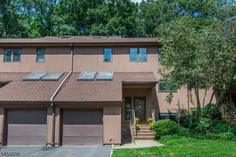 31 Lockley Ct Property Photo 1