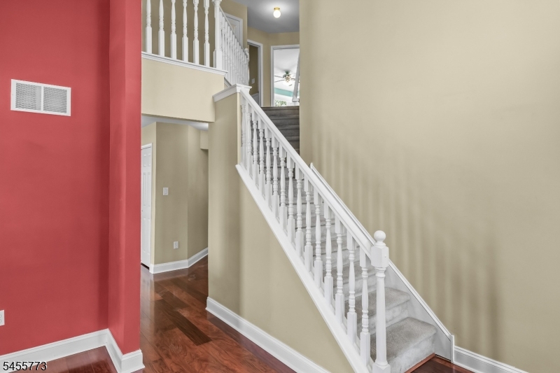 23 Charles Ave Property Photo 3