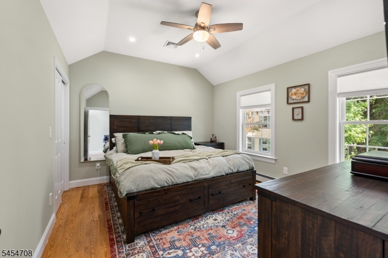 7 Alley Way Property Photo 17