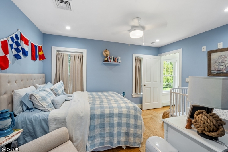 7 Alley Way Property Photo 20