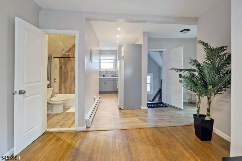 61 Washington Ter Property Photo 21