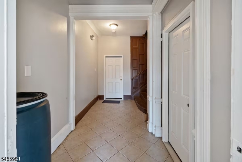 61 Washington Ter Property Photo 23