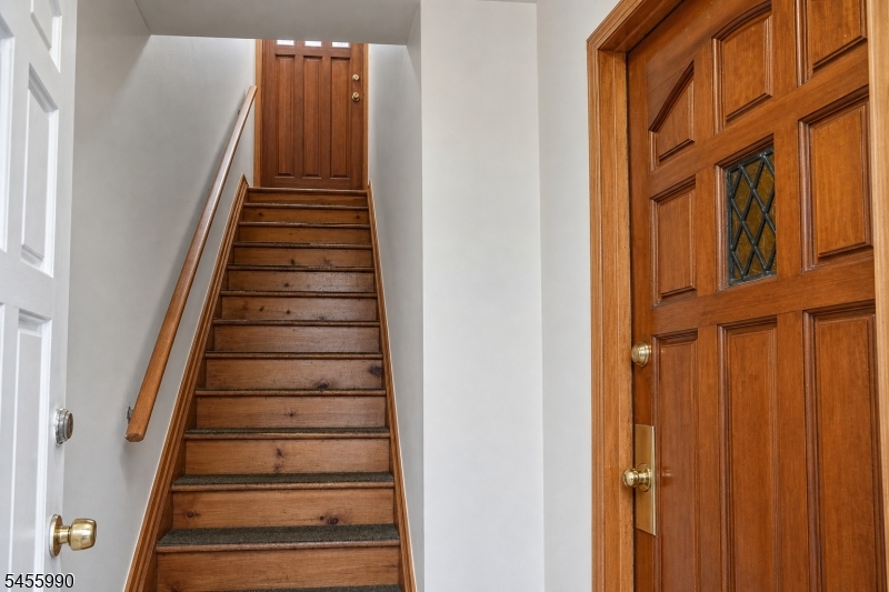 114 Cross St Property Photo 2