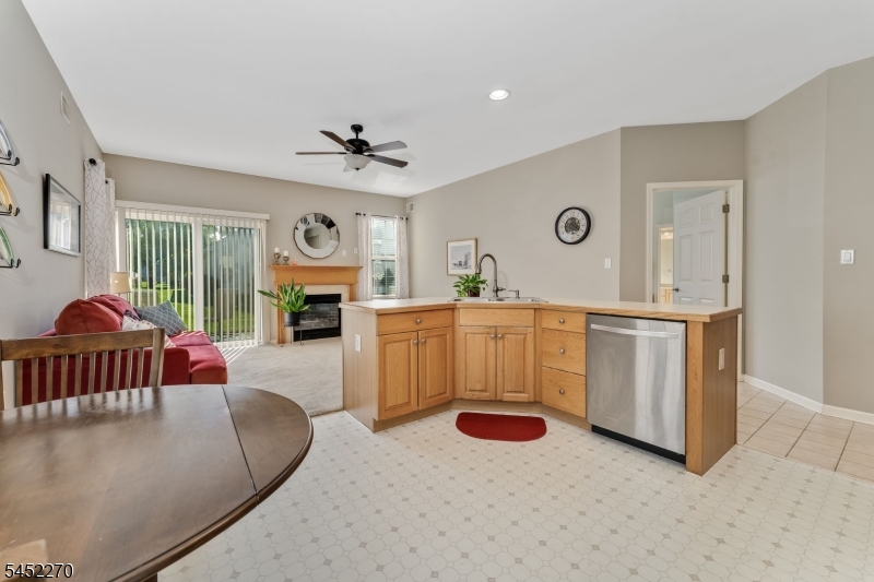 99 Kensington Cir Property Photo 10