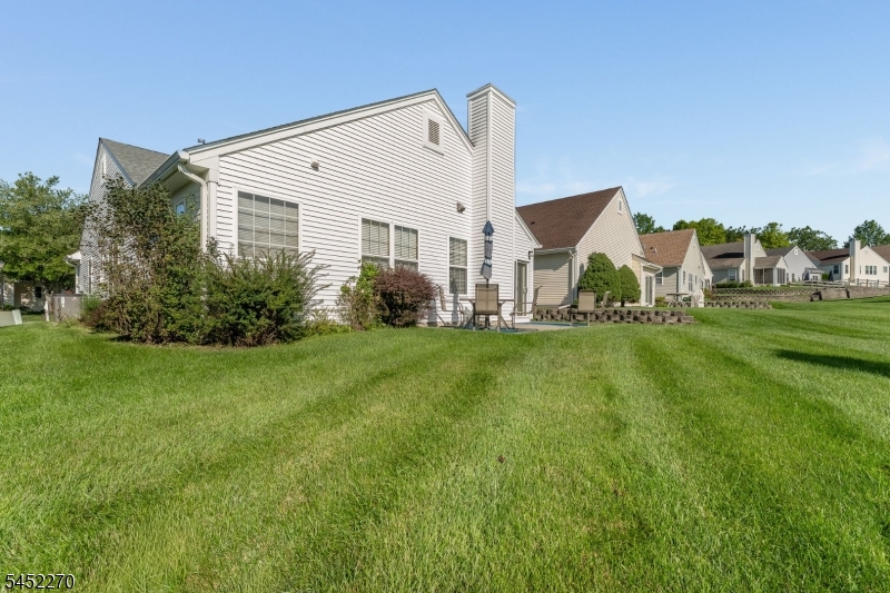 99 Kensington Cir Property Photo 27