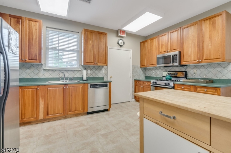 99 Kensington Cir Property Photo 30