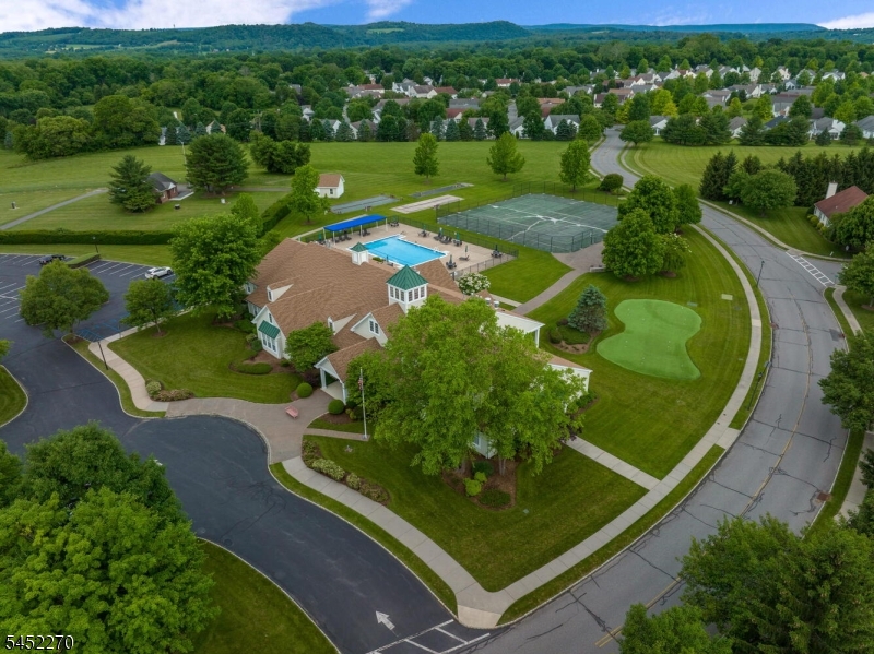 99 Kensington Cir Property Photo 41