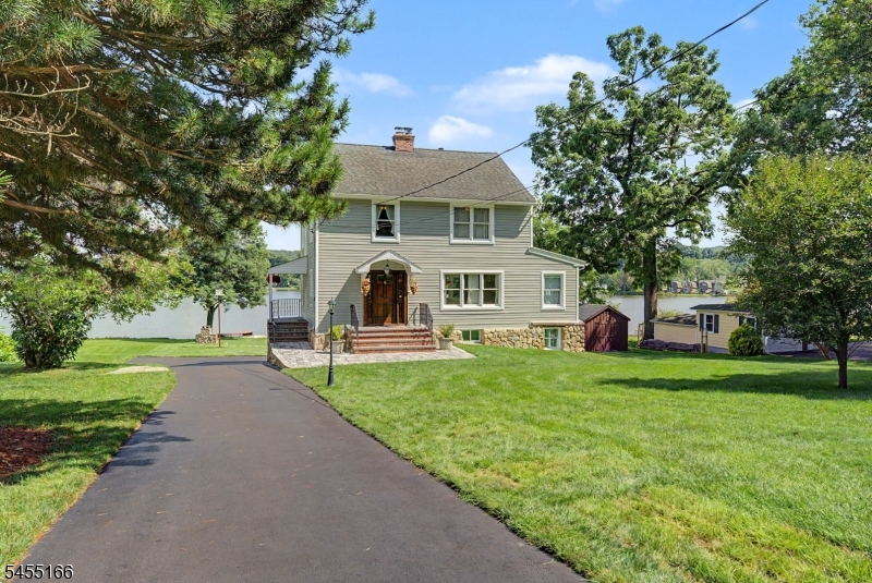 21 Musconetcong Ave Property Photo 12