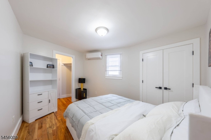 33 Adams St 1 Property Photo 20