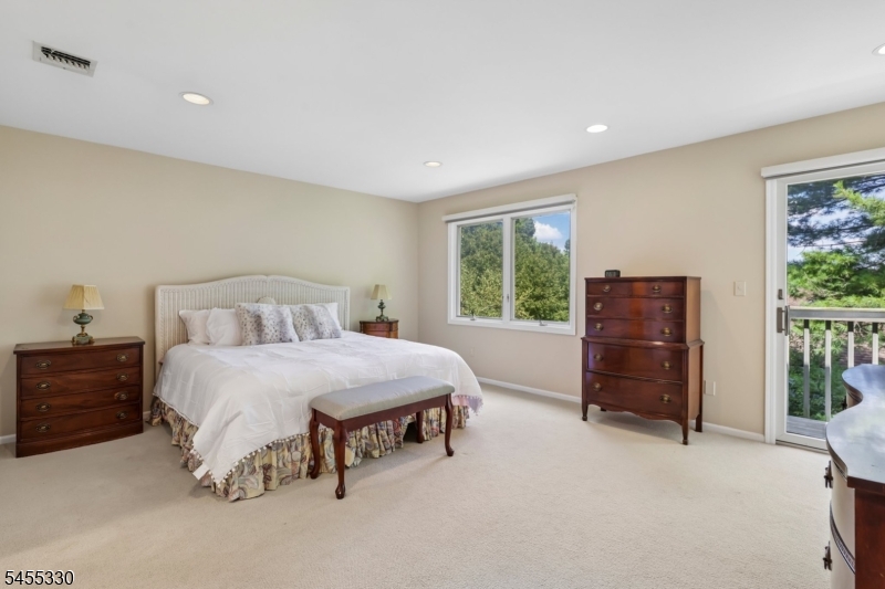 7 Dorset Cir Property Photo 20
