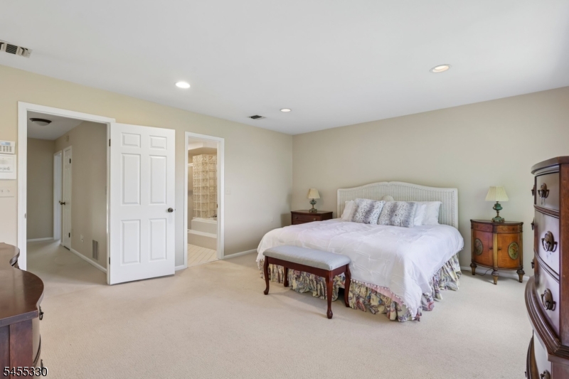 7 Dorset Cir Property Photo 21