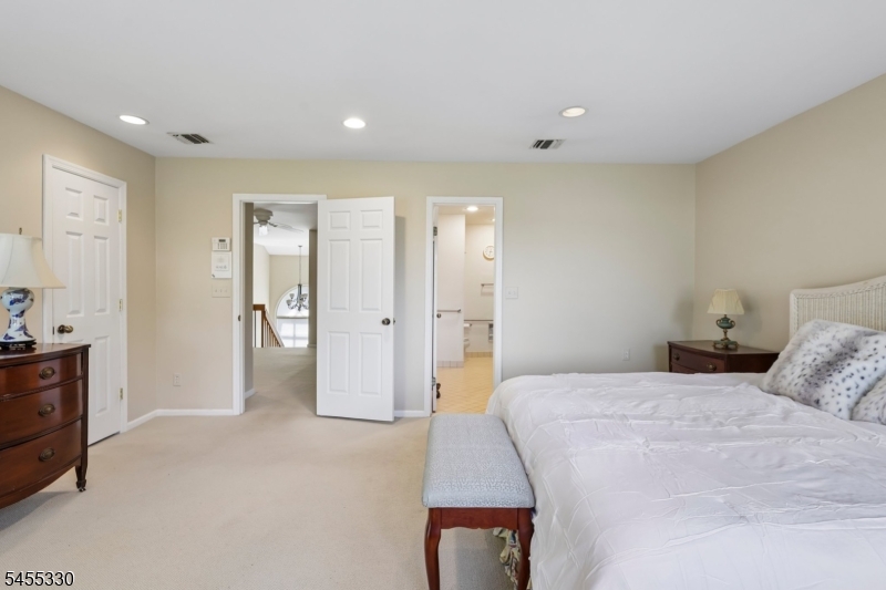 7 Dorset Cir Property Photo 23