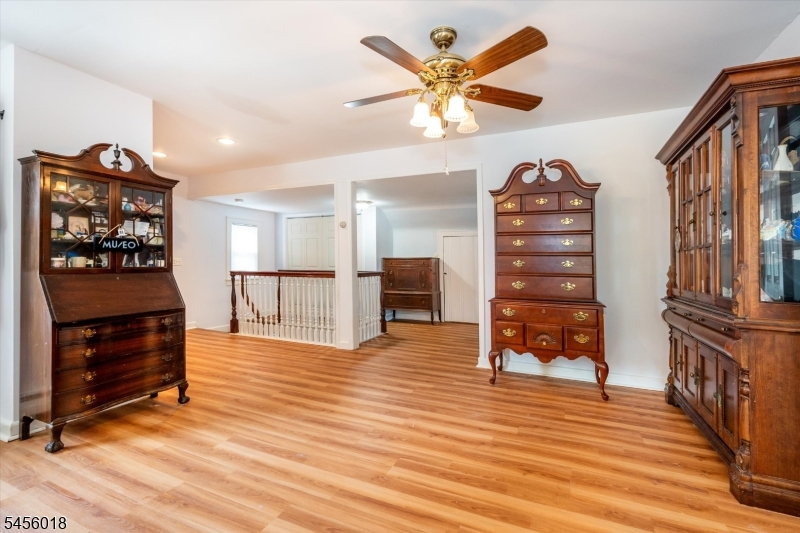321 Terhune Ave Property Photo 17