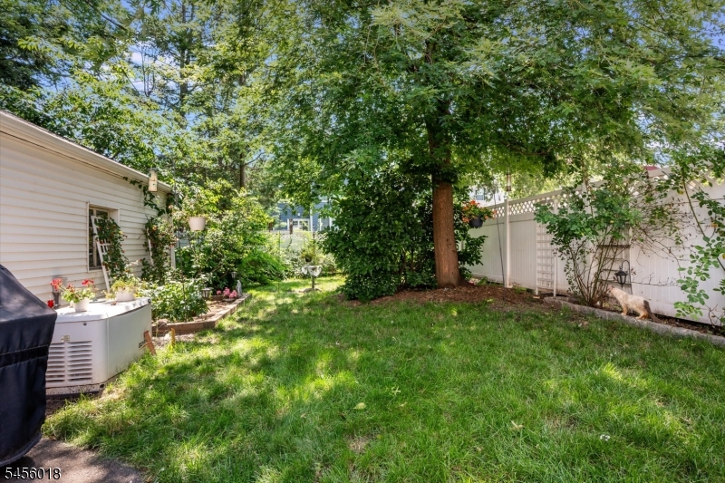 321 Terhune Ave Property Photo 27