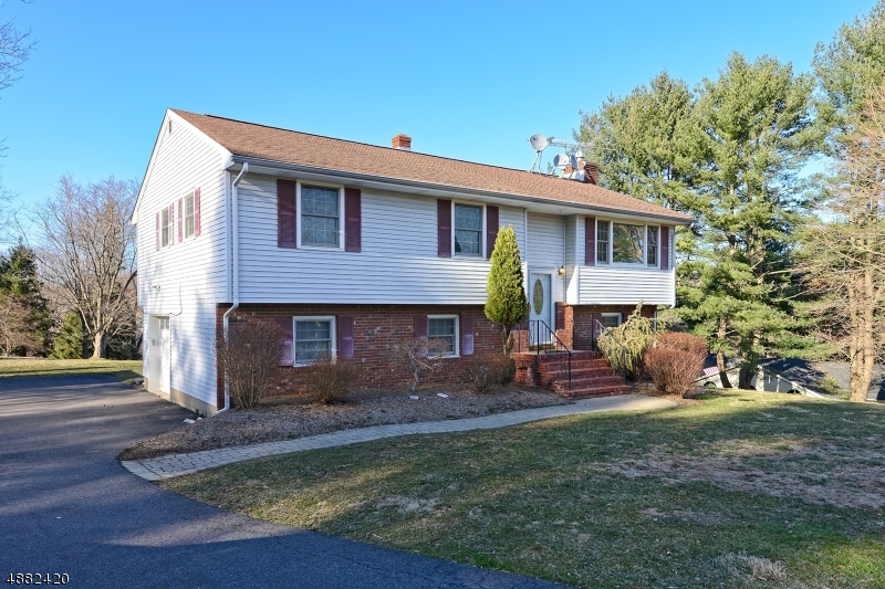 12 Studer Rd Property Photo 2