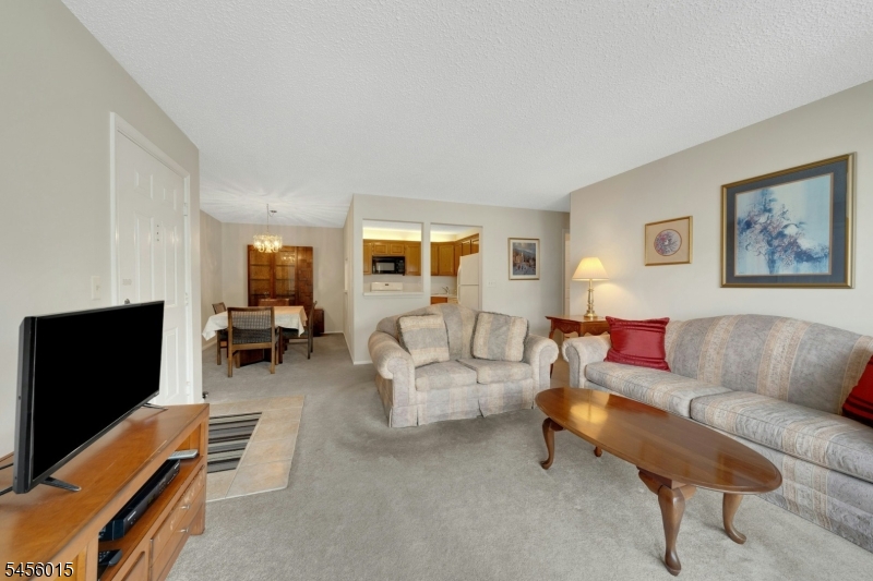 631 Plum Ter 631 Property Photo 11