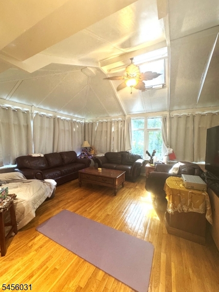 9 Carteret Rd Property Photo 6