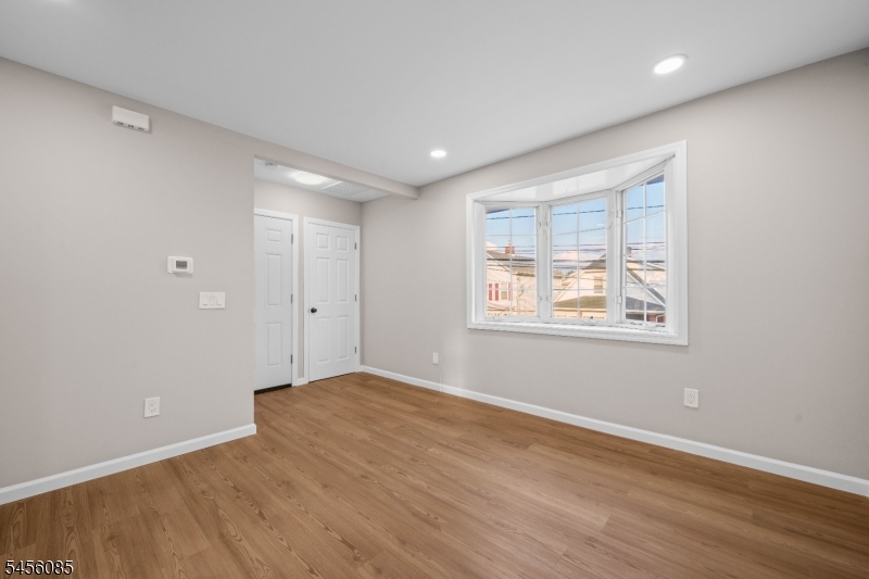 26 Major St Property Photo 2