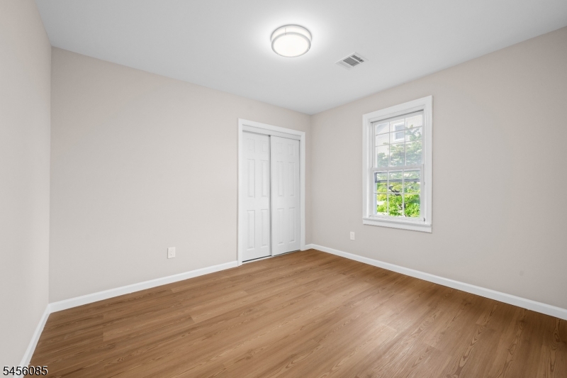 26 Major St Property Photo 5