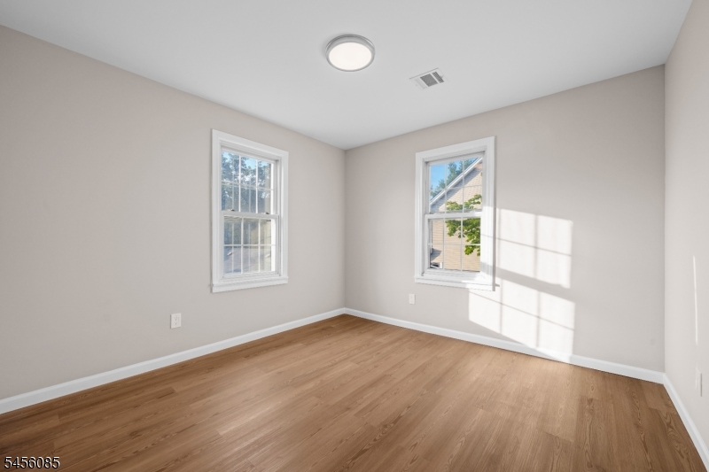 26 Major St Property Photo 17