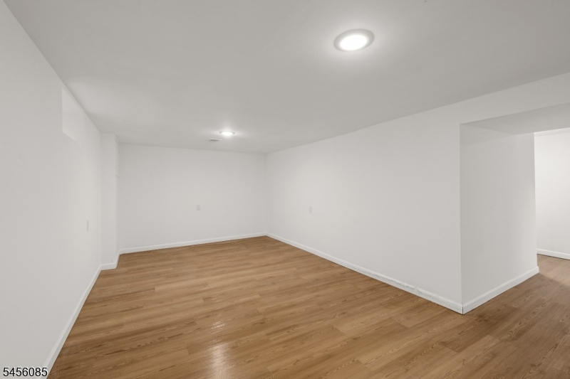 26 Major St Property Photo 19