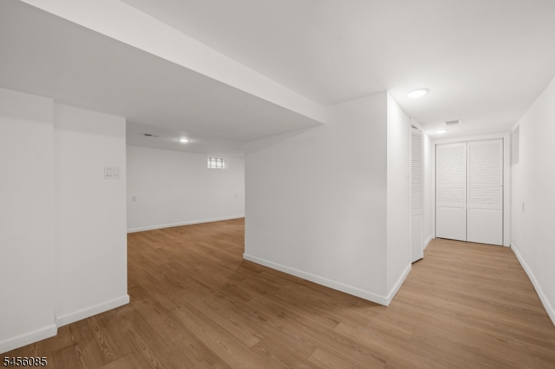 26 Major St Property Photo 21