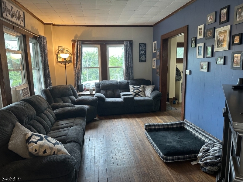 88 Chestnut Ter Property Photo 4