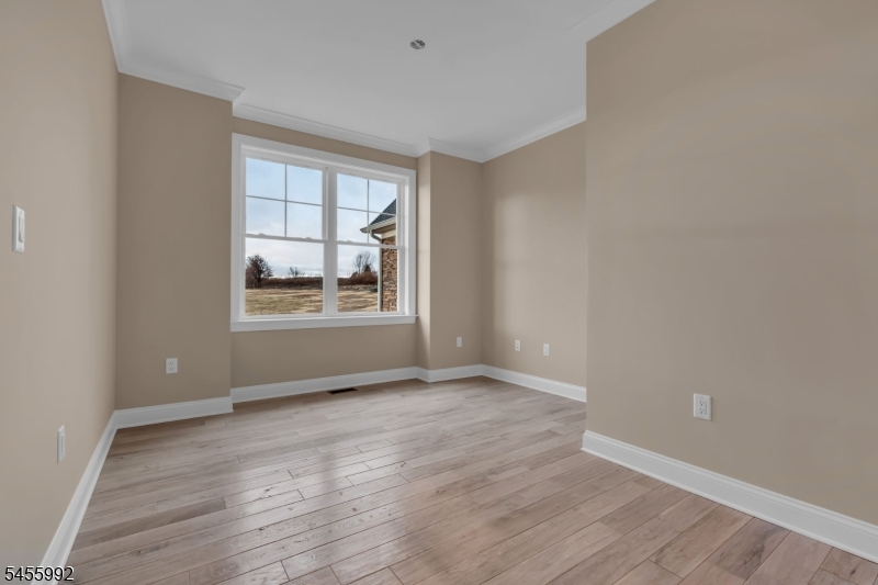 270 Berger St Property Photo 8
