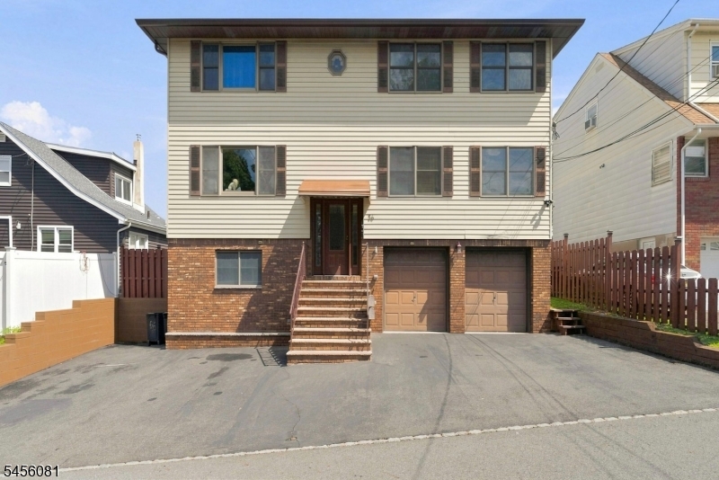 56 Hillcrest Ave Property Photo 2