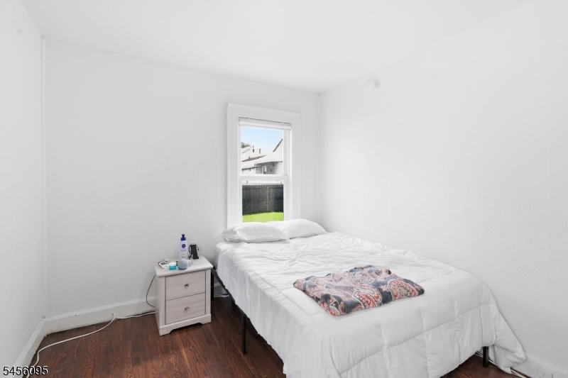 168 Garden Ave Property Photo 7