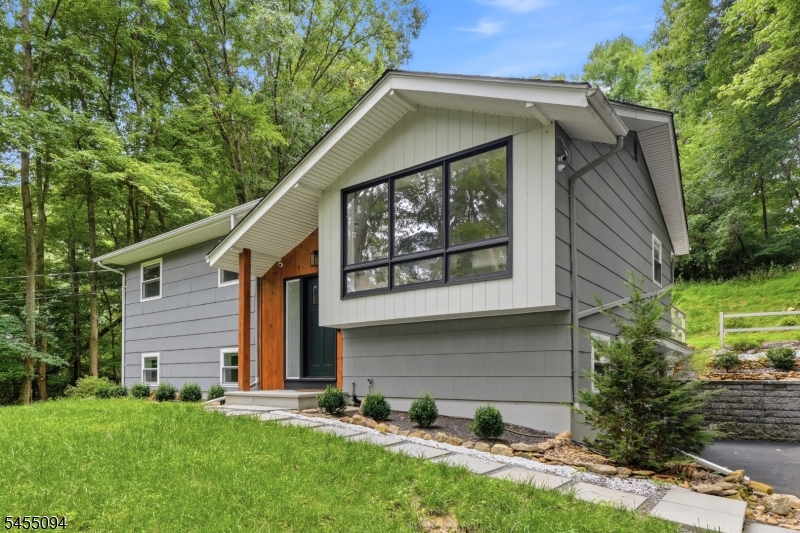 128 Us Highway 206 Property Photo 5