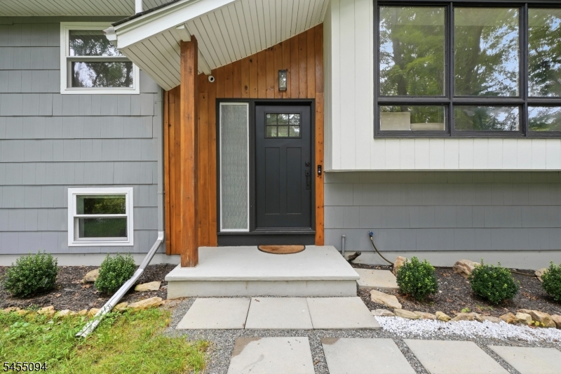 128 Us Highway 206 Property Photo 6