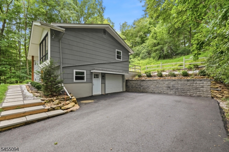 128 Us Highway 206 Property Photo 7