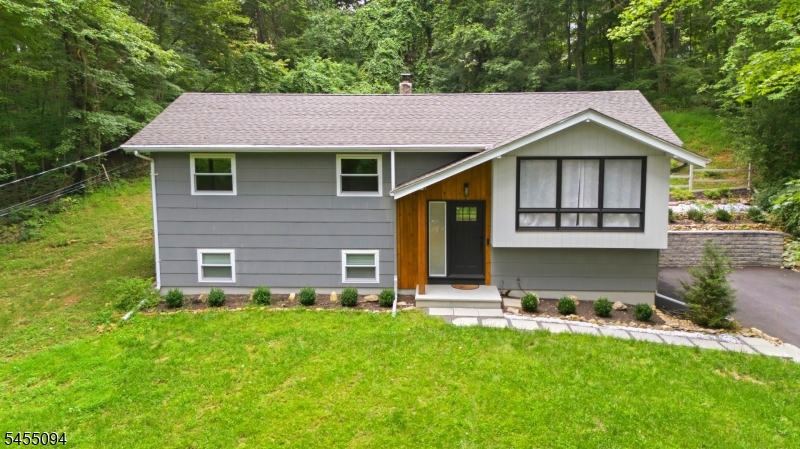 128 Us Highway 206 Property Photo 9