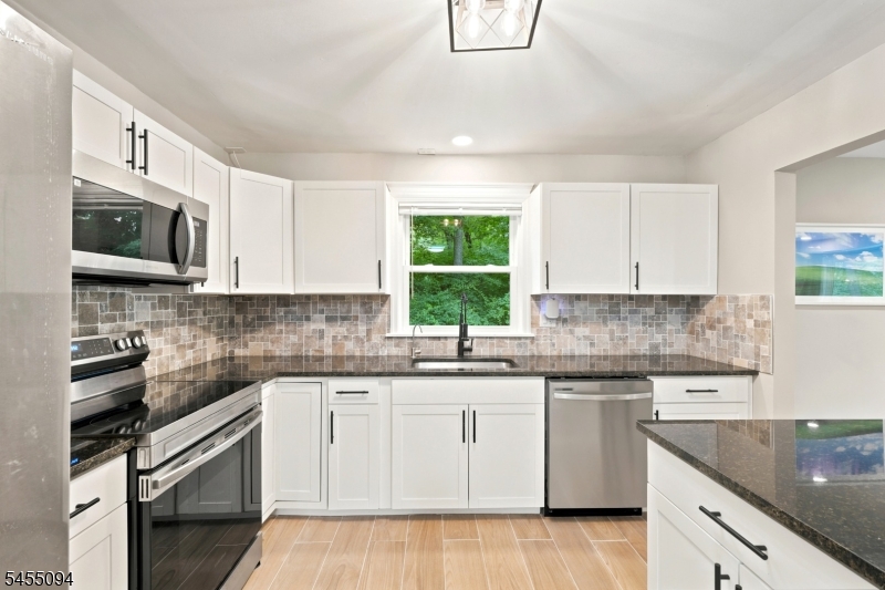 128 Us Highway 206 Property Photo 24