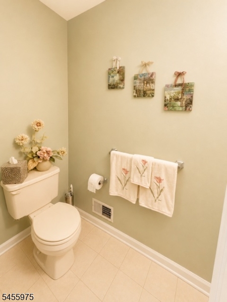 421 Chapman Ct Property Photo 14