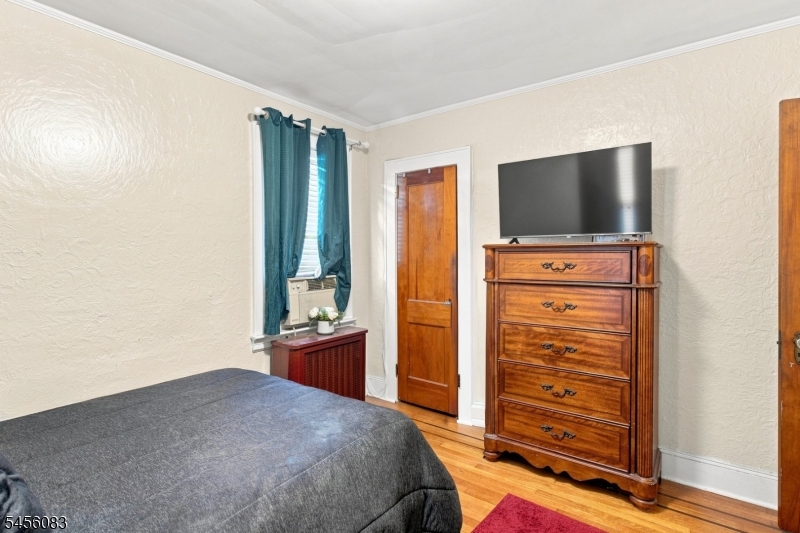 2088 Lentz Ave Property Photo 13