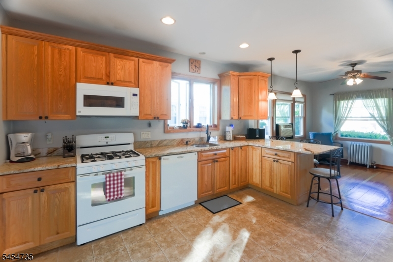 200 Elm Ave Property Photo 8