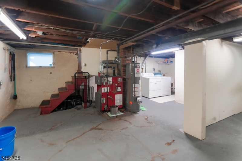 200 Elm Ave Property Photo 16