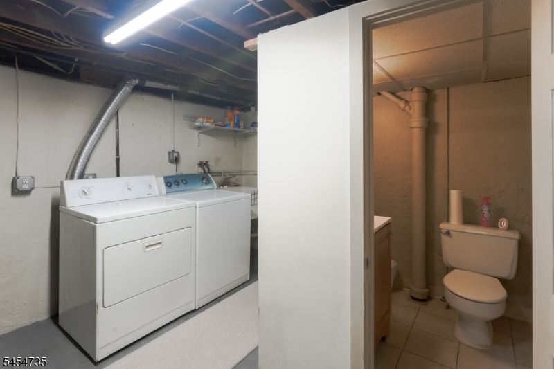 200 Elm Ave Property Photo 18